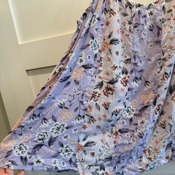 Torrid 1X Floral Purple Tank Top - Picture 2 of 7